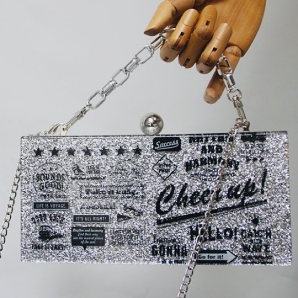 Roxy, Silver Sparkle Print Acrylic Clutch - Picture 5 of 8